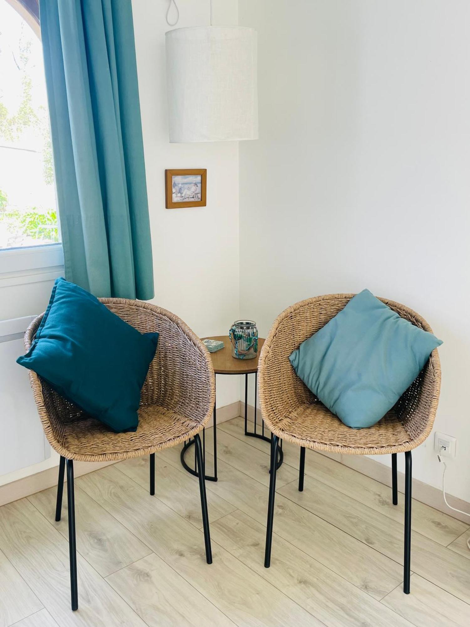 Ambition Zen Presles Hotel Presles  Ngoại thất bức ảnh